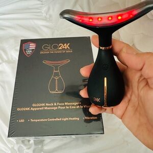 GLO24K Neck & Face Massager with LED
